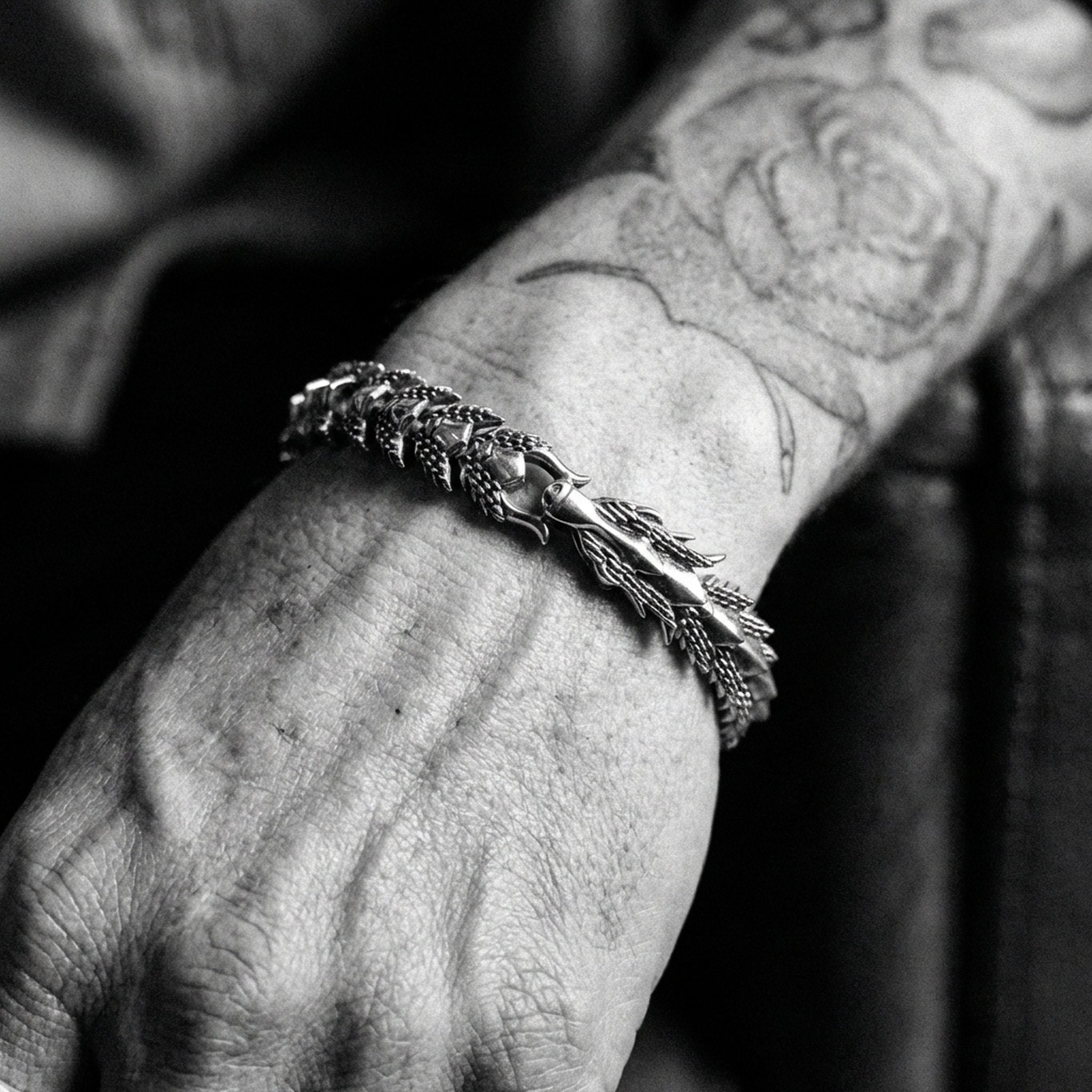 DRAGONBITE - 925 STERLING SILVER