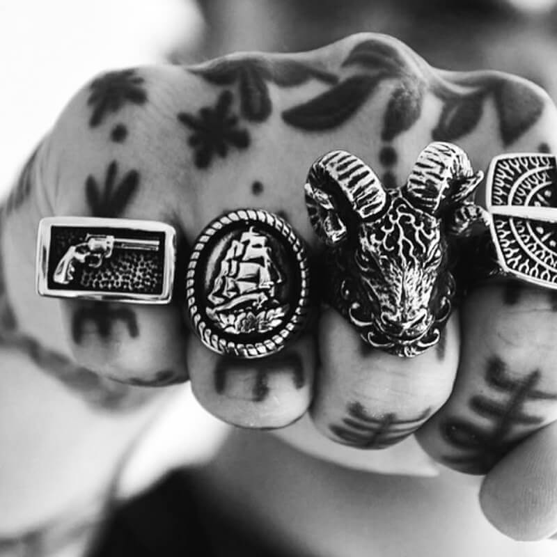 Colt. - Outlaws Amsterdam