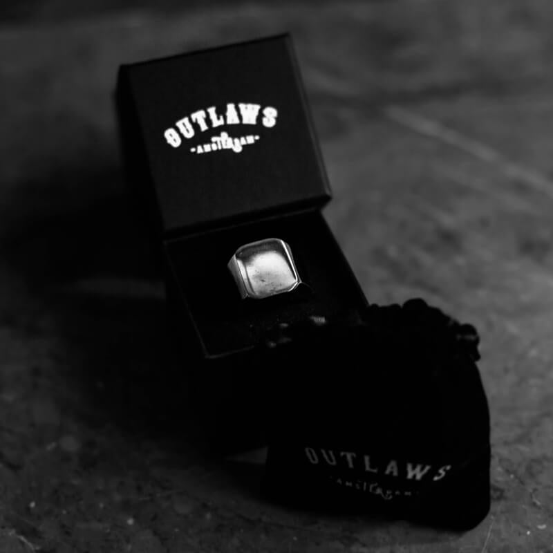 SQUARE. - SILVER - Outlaws Amsterdam