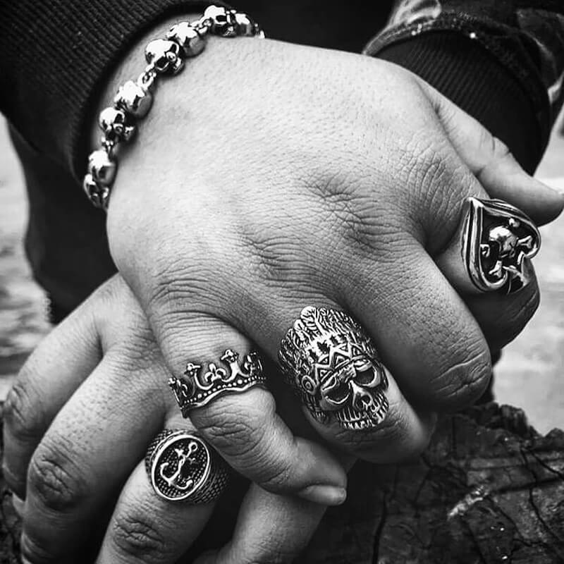 THE KING. - Outlaws Amsterdam