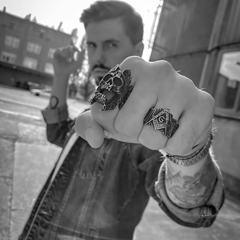 THE MASON. - Outlaws Amsterdam