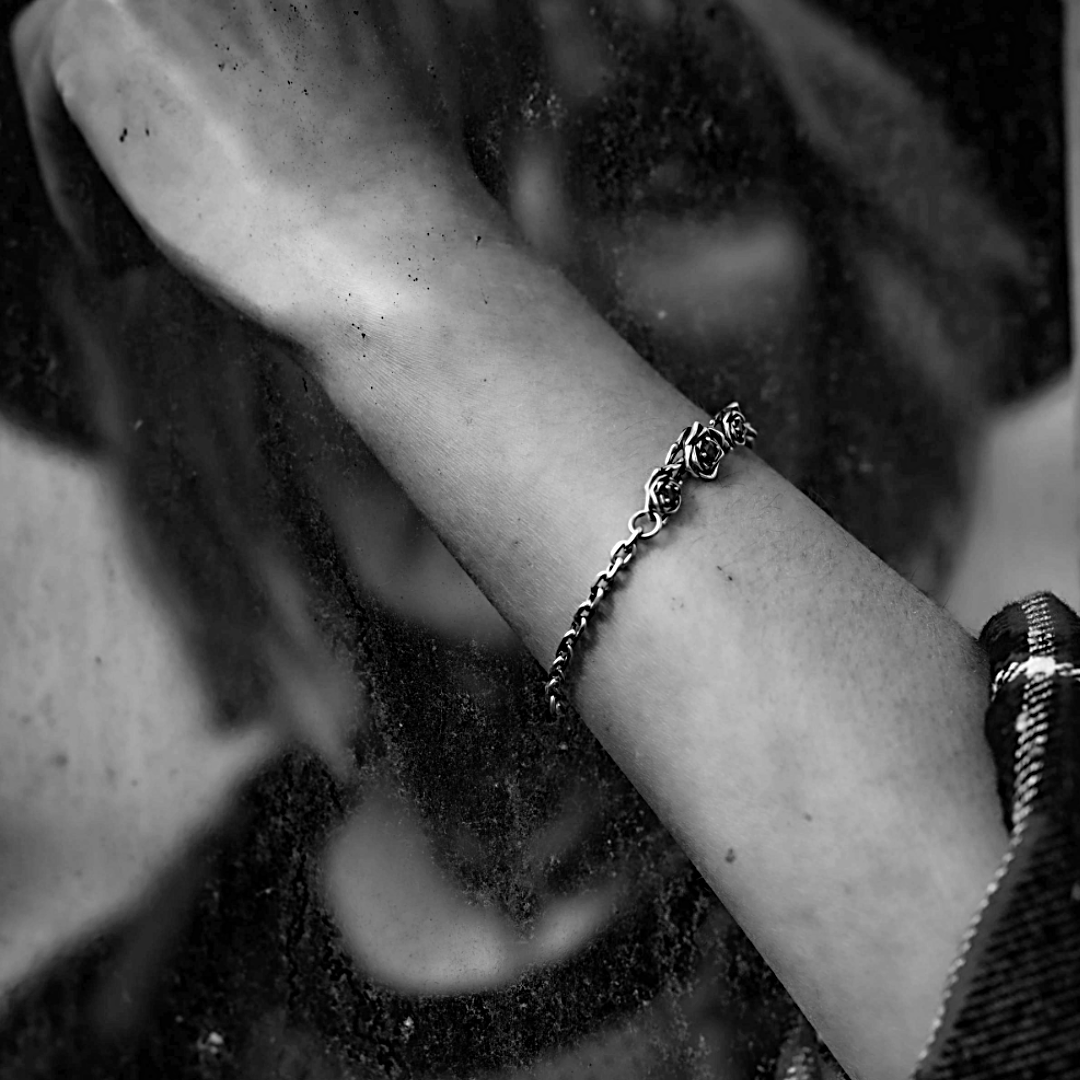 RED ROSES. - 925 STERLING SILVER