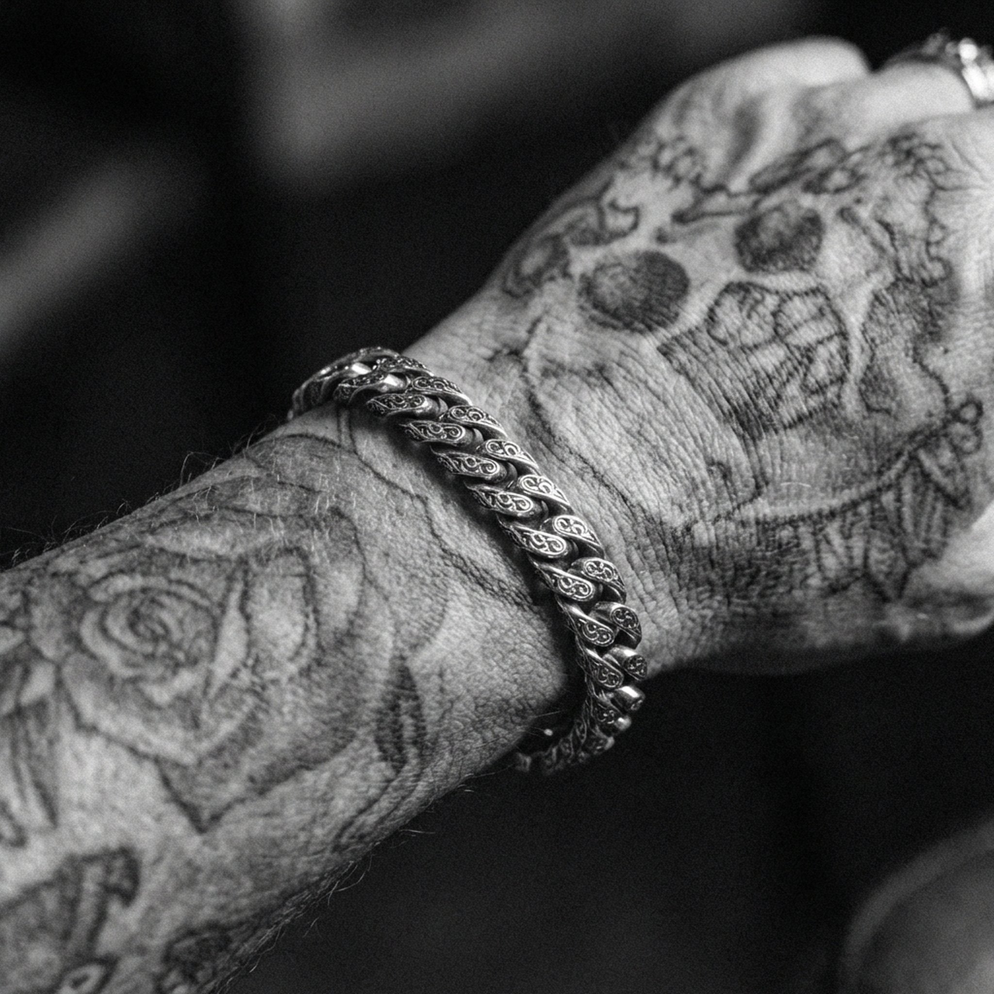 ANCIENT CUBAN. - 925 STERLING SILVER