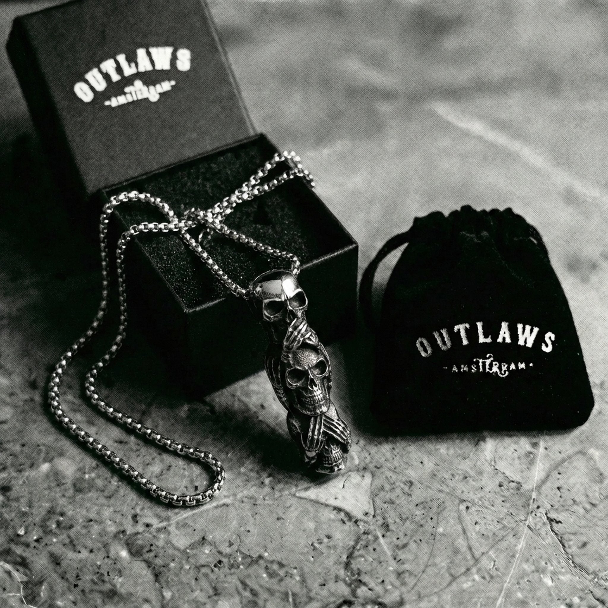 HEAR SEE SPEAK. - COLLANA