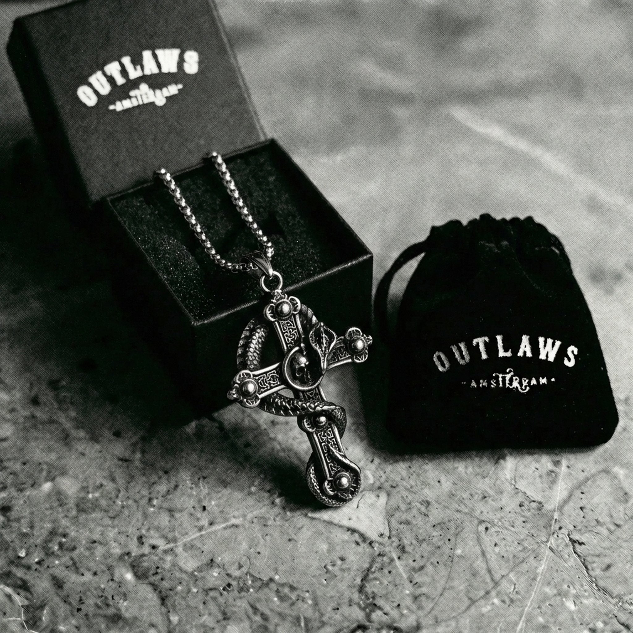 SNAKE CROSS.