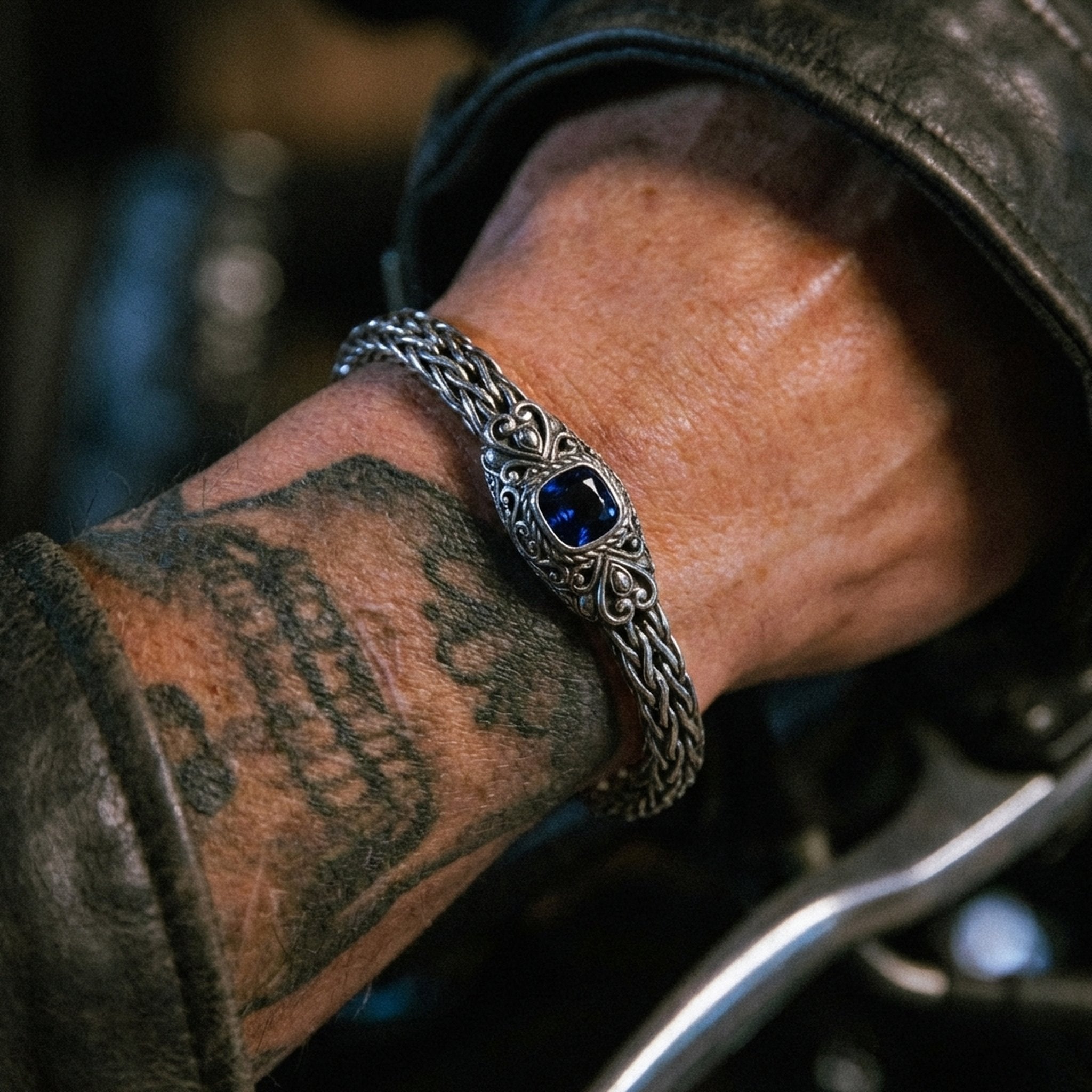 ANCIENT BANGLE. - ARMBAND