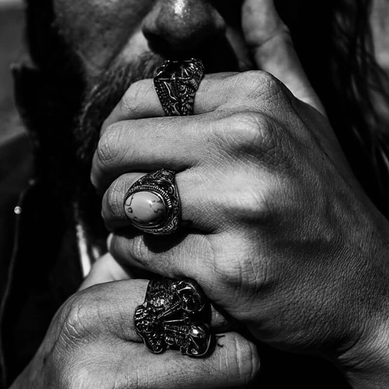 BLACK COFFIN. - Outlaws Amsterdam