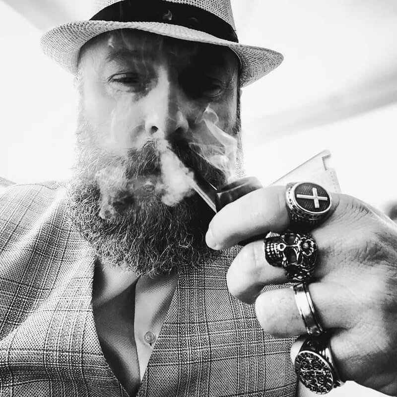 CROSS IT. - Outlaws Amsterdam