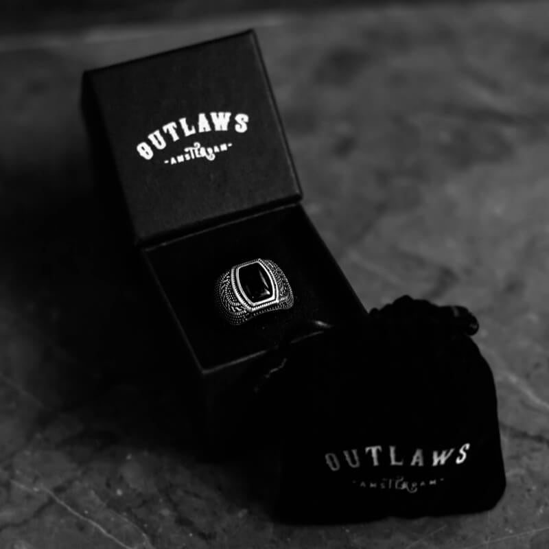 PATRON. - Outlaws Amsterdam