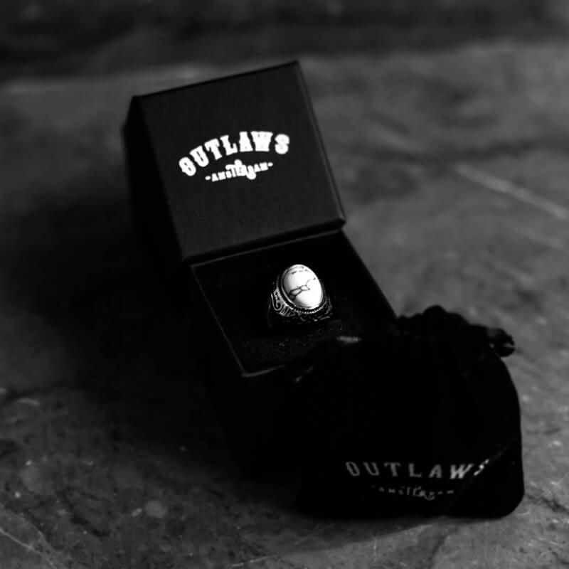 WHITE EYES. - Outlaws Amsterdam